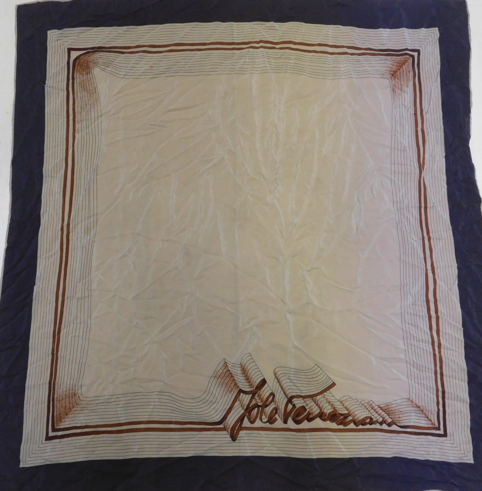 Scarf 100% Pure Silk Vintage Jole Veneziani 84cm x 88cm Women-image