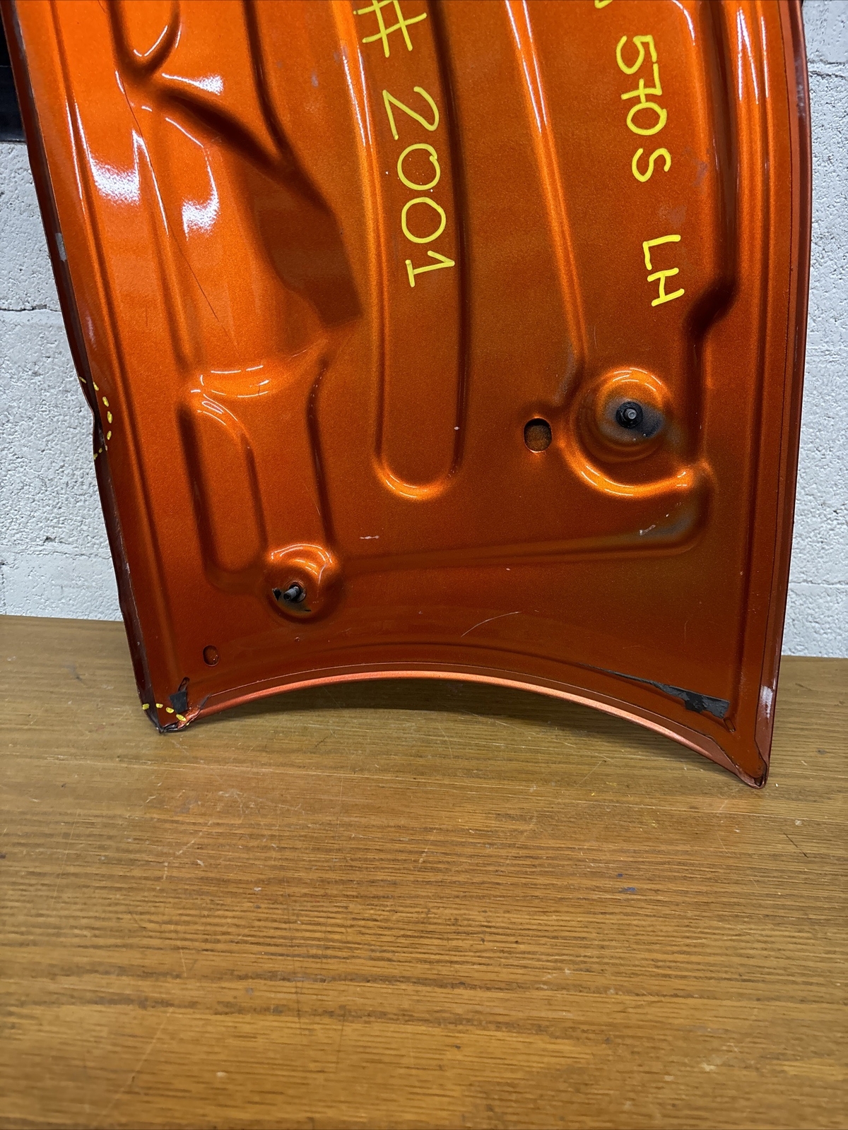 #2001 McLaren 2016-19 570S Left Outer Door Lower Panel