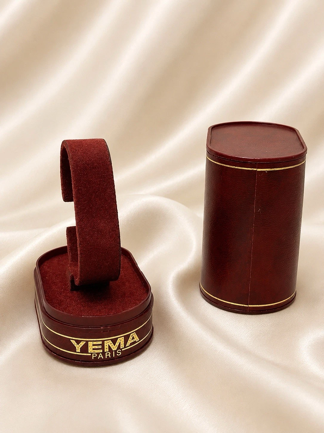 Boîte / Boîtier Pour Montre Yema Paris