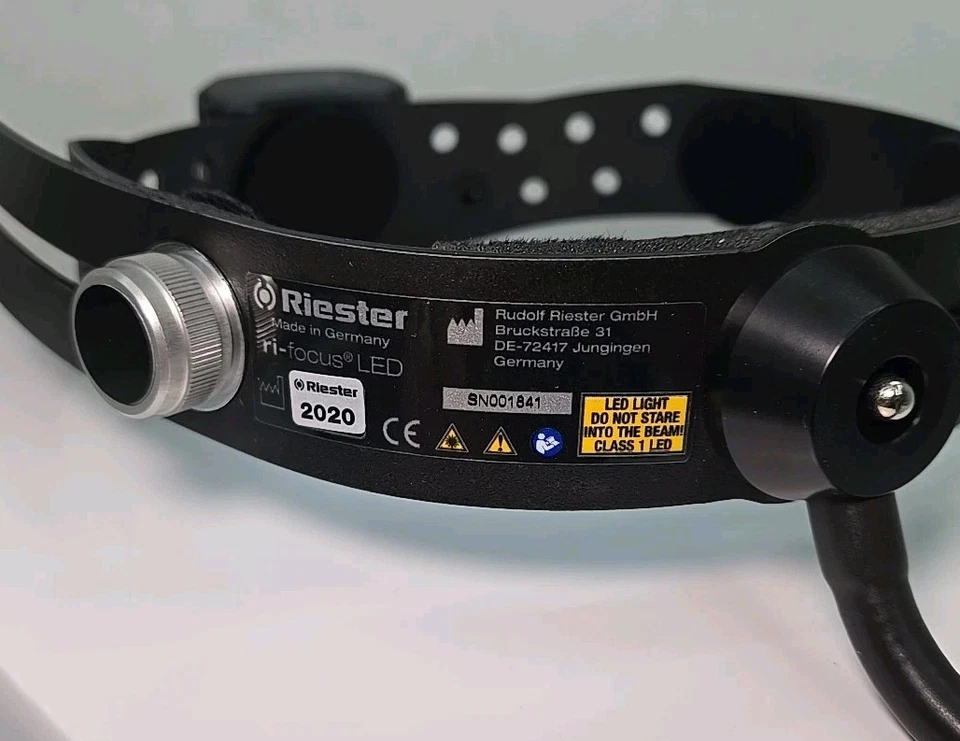 Riester 6090 Alemania Ri-Focus LED Examen Luz Faro Quirúrgico Médico Faro Foto 3 de 4
