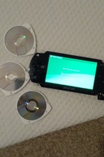 Working Sony PSP Console+Charger + Silent Hill UMD + 2 Games *Read Description