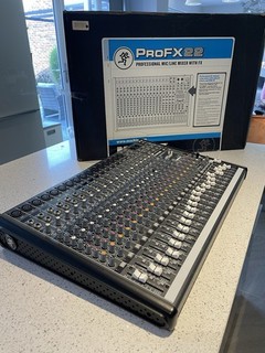 Mackie ProFX22 Mic/line USB Professional mixer