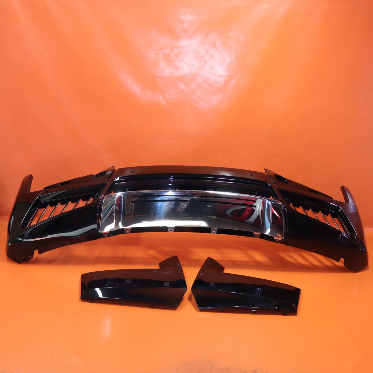 ROLLS ROYCE CULLINAN FRONT BUMPER 2025 2026 51115A558B9 BLACK OEM