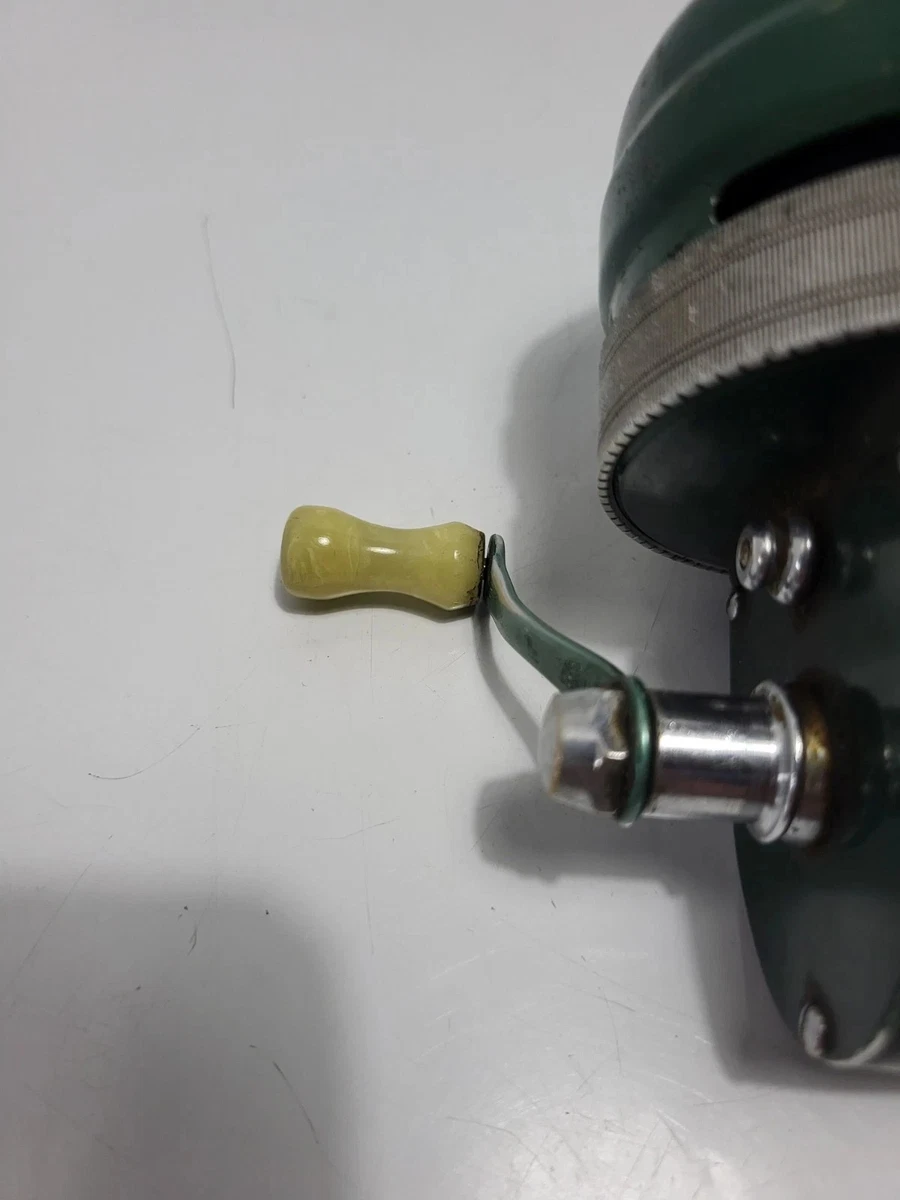 Shakespeare Wondereel In Vintage Spinning Fishing Reels for sale