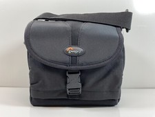 Lowepro Camera bag Lp100 NEW CONDITION