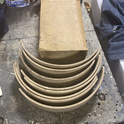 1939 Brake shoes (8x) plymouth dlu40700-1106 chrysler studebaker dodge 1940s