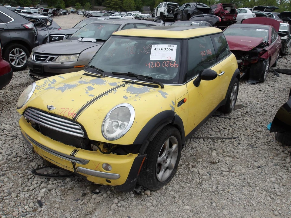 Espejo retrovisor interior delantero central usado se adapta a: Mini Mini Cooper 2002 manual d Foto 2 de 4