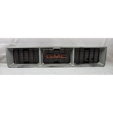 73-80 Gmc Ck Pickup Jimmy Suburban Oem Front Grille Orange Emblem Vintage 73-80 Gmc Ck Pickup Jimmy Suburban Oem Front Grille Orange Emblem Vintage