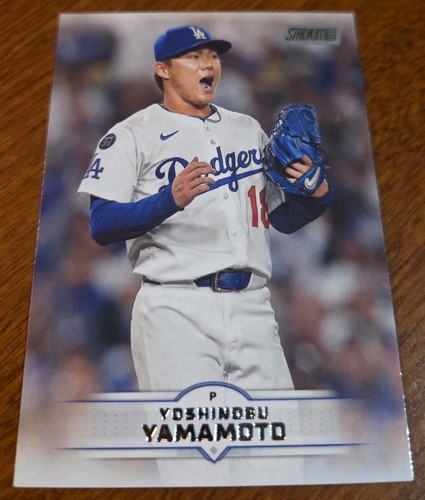 2025 Topps Stadium Club #184 Yoshinobu Yamamoto | Baseball Card