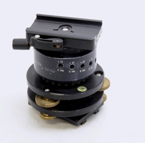 Manfrotto Leveling  Base And  Panoramic Head 3414 / 3416 - Manfrotto Italy