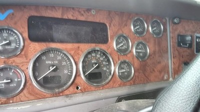 Replaces Q43-6033-301001 2010 PETERBILT 387 INSTRUMENT CLUSTER ,  OH