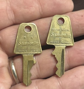 Original Samsonite 94 Luggage & Briefcase Key