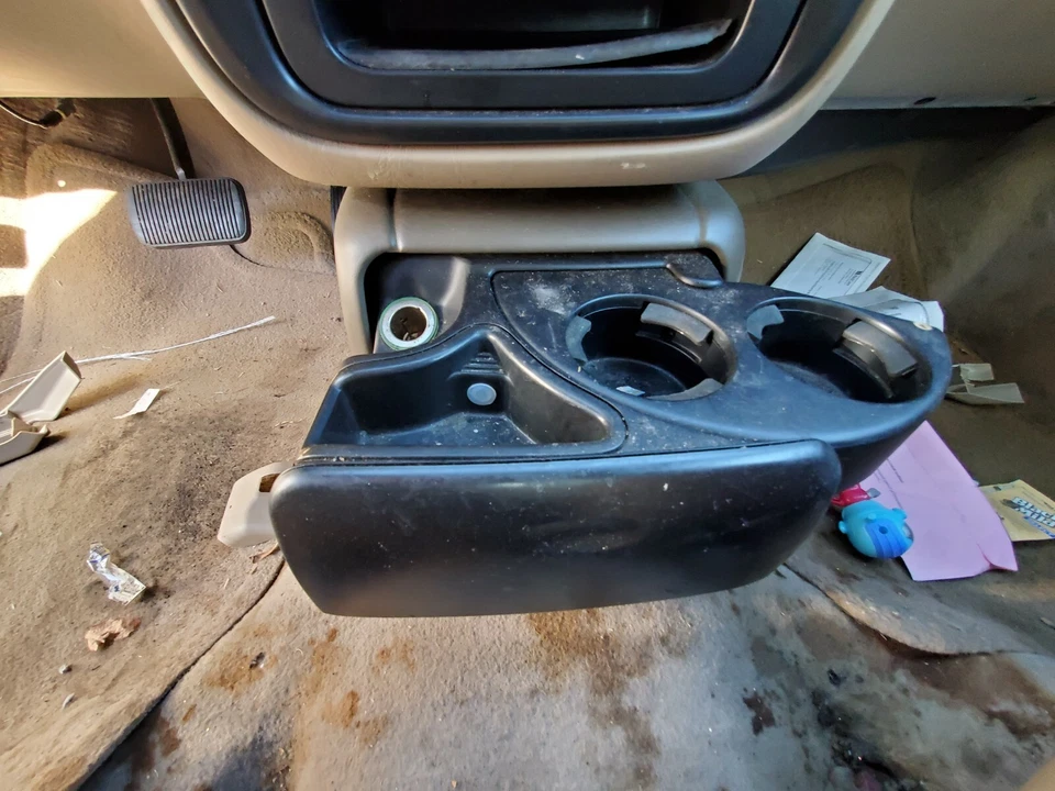 LINCOLN CONTINENTAL 1998-1999-2000-2001-2002 PORTAVASOS Foto 3 de 3