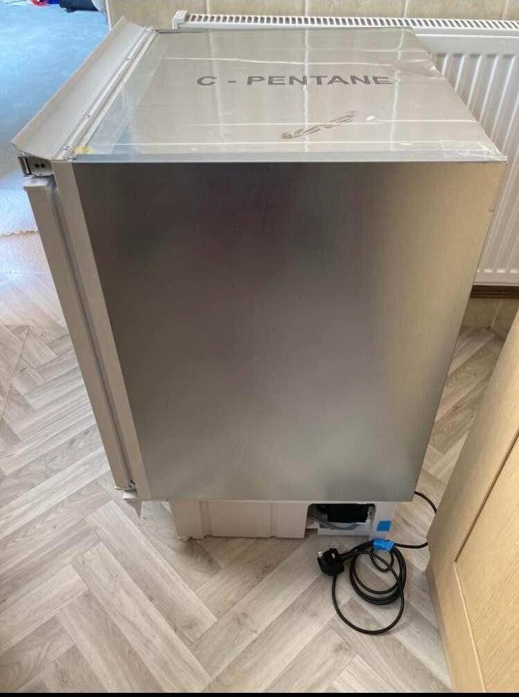 HOTPOINT INTEGRATED UNDERCOUNTER FRIDGE MODEL HF A1.UK 1 eBay