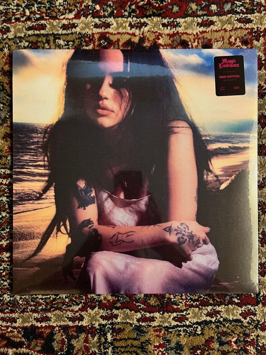 Maggie Lindemann ~ Suckerpunch Exclusive Limited Purple