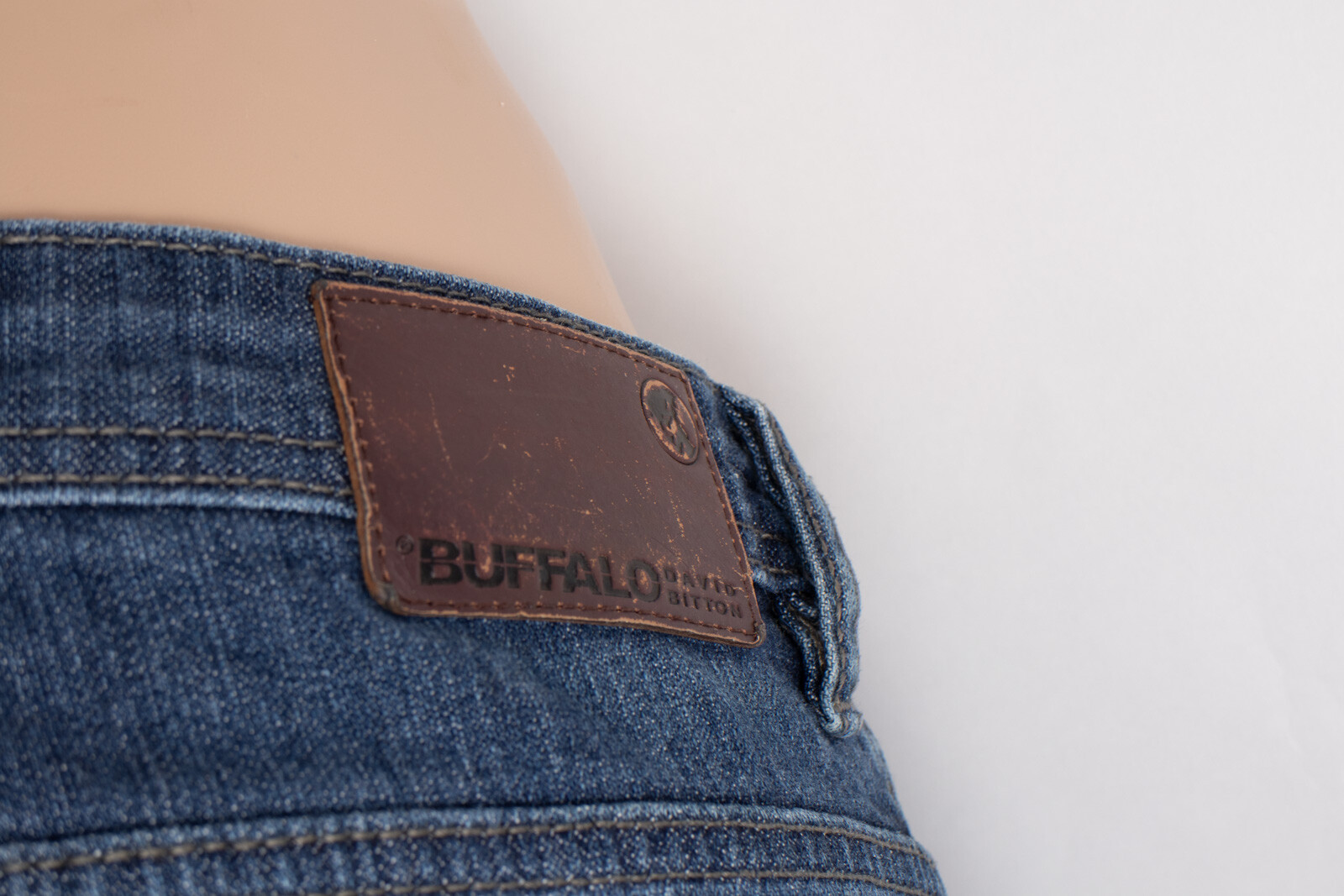 Buffalo David Bitton Driven-X Basic Straight Stre… - image 6