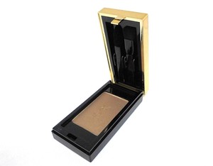 couture mono eyeshadow