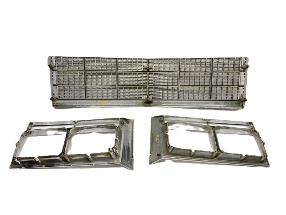 1977 1978 1979 BUICK ELECTRA PARK AVENUE GRADE FRONTAL E CONJUNTO DE MOLDURA DE FAROL - Imagem 4 de 4