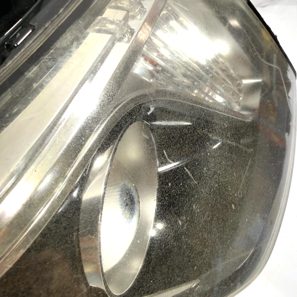 OEM 2013 - 2019 GM Cadillac ATS Left Driver Side Halogen Headlamp Assy 23180169 - Image 4 of 4