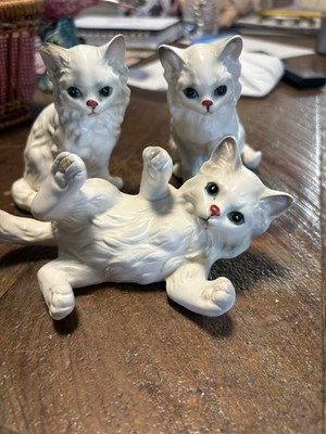 Vintage Homco Home Interiors Set Of Three White Cats Kittens Figurines 1410
