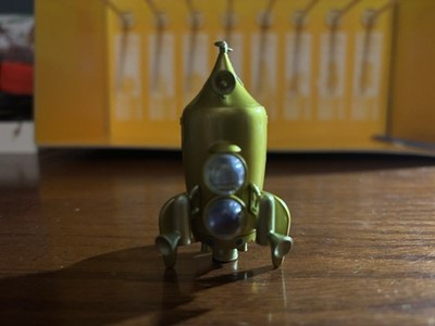 Pikmin 2 Agatsuma Figure Collection Vol 2 SECRET Gold Ship SS