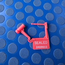 (1000) Tydenbrooks Padlock Seals ,  Red Polypropylene
