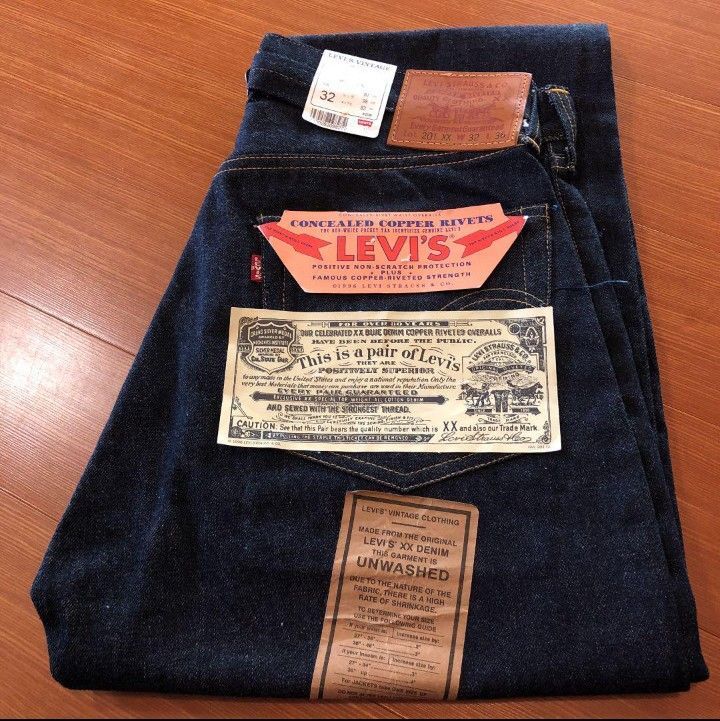 Levi's 201xx 555 Made in Valencia W32 L36 Made in the USA Levi's 201xx 555 Made in Valencia W32 L36 Made in the USA