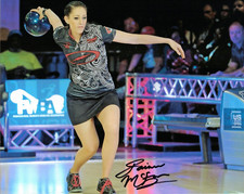Danielle McEwan PWBA Bowler Bowling Signed Autographed 8 x 10 Photo