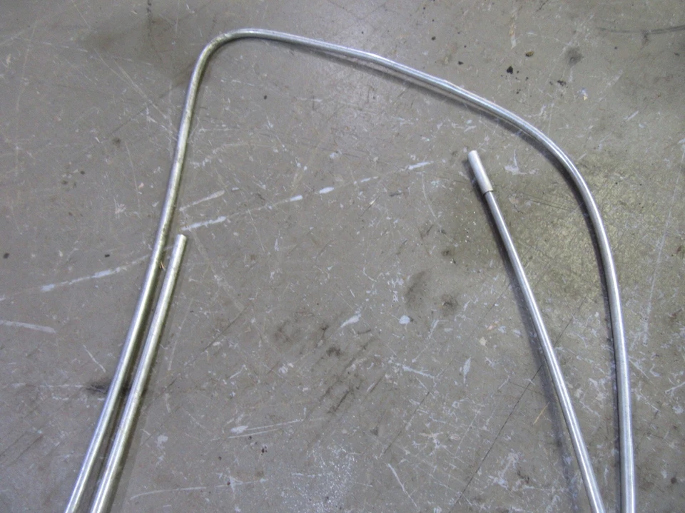 1963 年大众 Bug 前挡风玻璃装饰成型密封件插入件套装 — 第 3/4 张图片