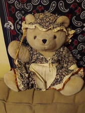 18" BEIGE PLUSH TEDDY BEAR STUFFED ANIMAL TOY HOMEMAKER WITH KNITTING NEEDLES