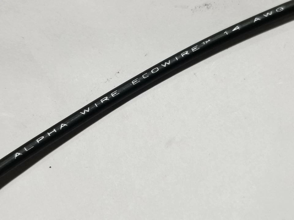 Cable de conexión de cobre estañado Alpha Wire 6717 #14awg EcoWire mPPE 600 V negro/25 pies Foto 2 de 4