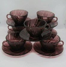 DURALEX AMETHYST SWIRL BORMIOLI ROCCO SET OF 7 CUPS & 7 SAUCERS 14 PIECES