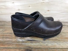 Dansko Professional Brown Distressed Oiled Leather Slip On Clogs Shoes EUR 37 