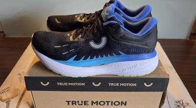 Laufschuhe True Motion Gr. 44,5