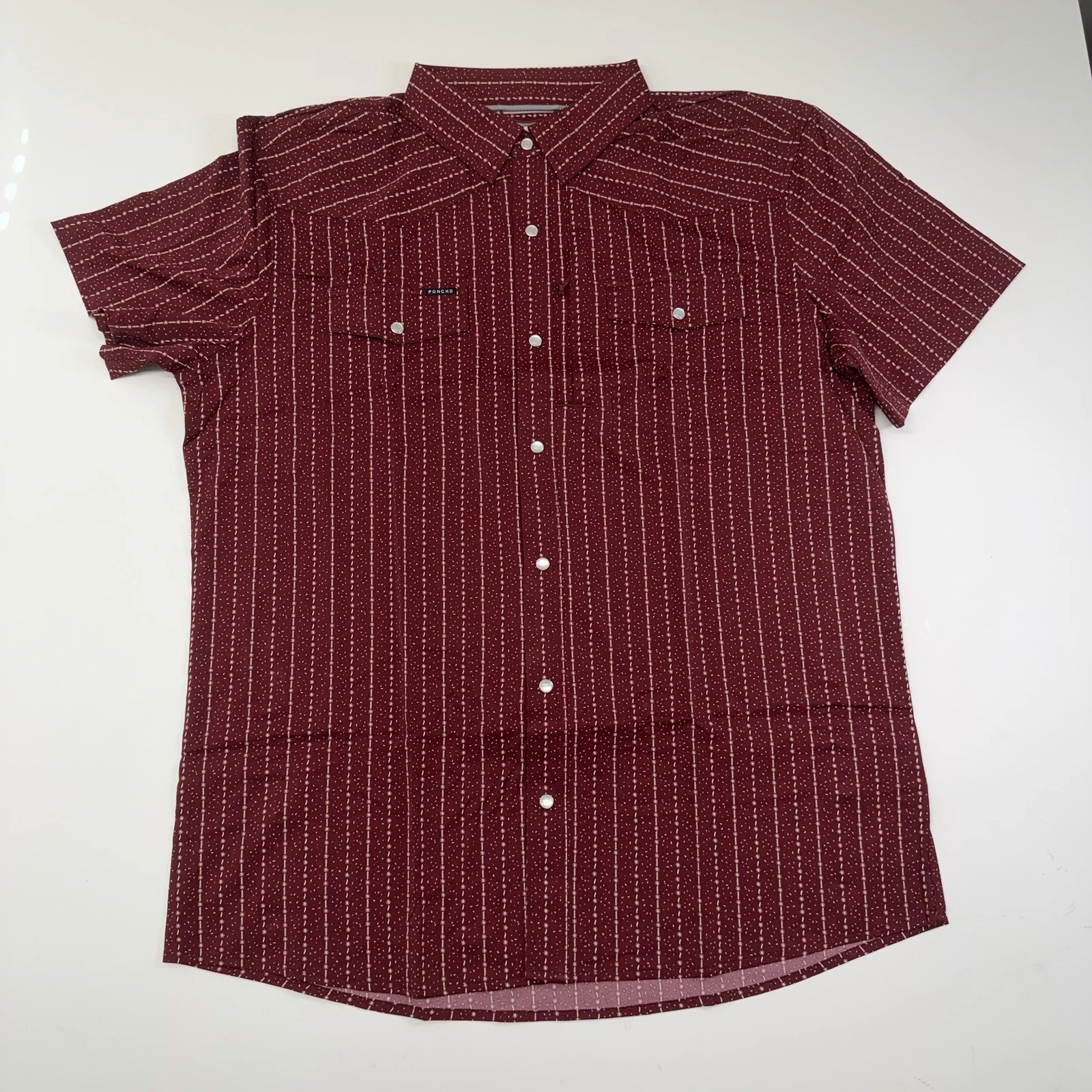 Poncho Men’s Shirt Pearl Snap The Farmer Short Sleeve XLarge Slim Fit Vented New
Opens in a new wind