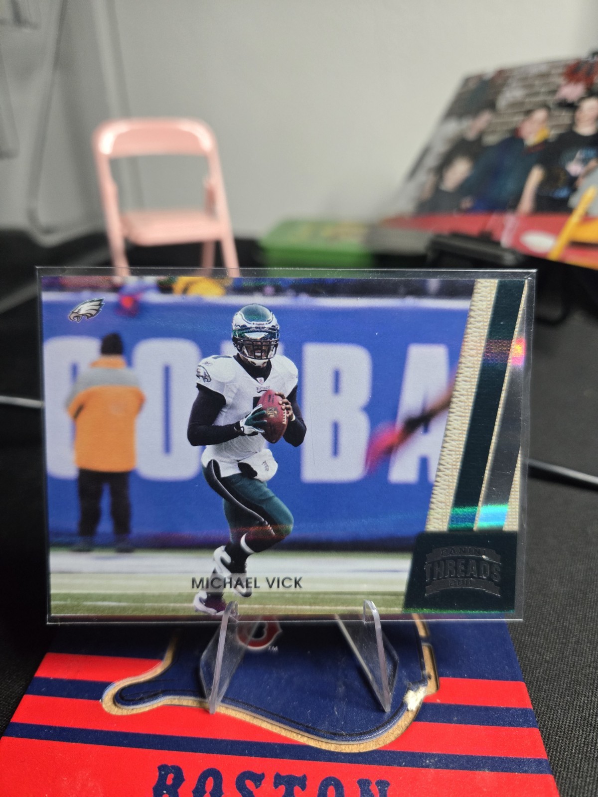 2011 Panini Threads - Michael Vick #114 Century Proof Silver /250 Eagles
