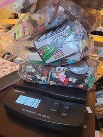 LEGO Mixed Lot 4 lb 8.8 oz Hobbit Marvel SpongeBob 79000 79001 6867 Parts