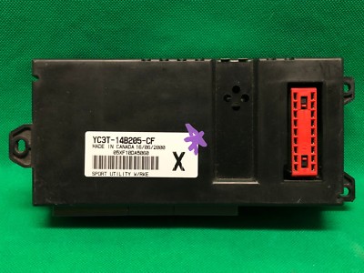 00 FORD Excursion INTERIOR FUSE GEM MULTIFUNCTION BCM MODULE YC3T-14B205-CF X