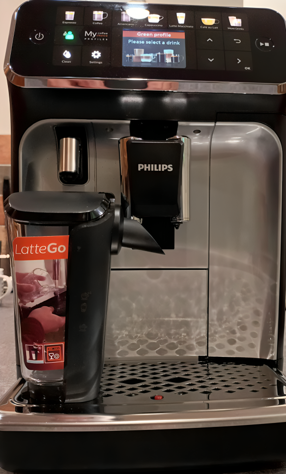 Philips LatteGo 5400 series EP5446/70 Bean To Cup Coffee Machine Silver