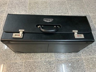 Jeppesen FLIGHT CASE FC-8 Pilotenkoffer Leder NEU Schwarz Sonderanfertigung