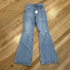 New With Tags Levi  s 70  s High Flare Jeans Size 25x32  