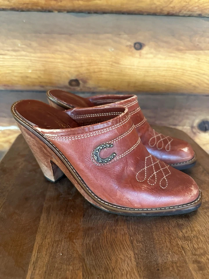 Zuecos HUSH PUPPIES talla 7 Western Mules Cuero Marrón Madera Tacones Brasil De Colección Años 80 Foto 2 de 4