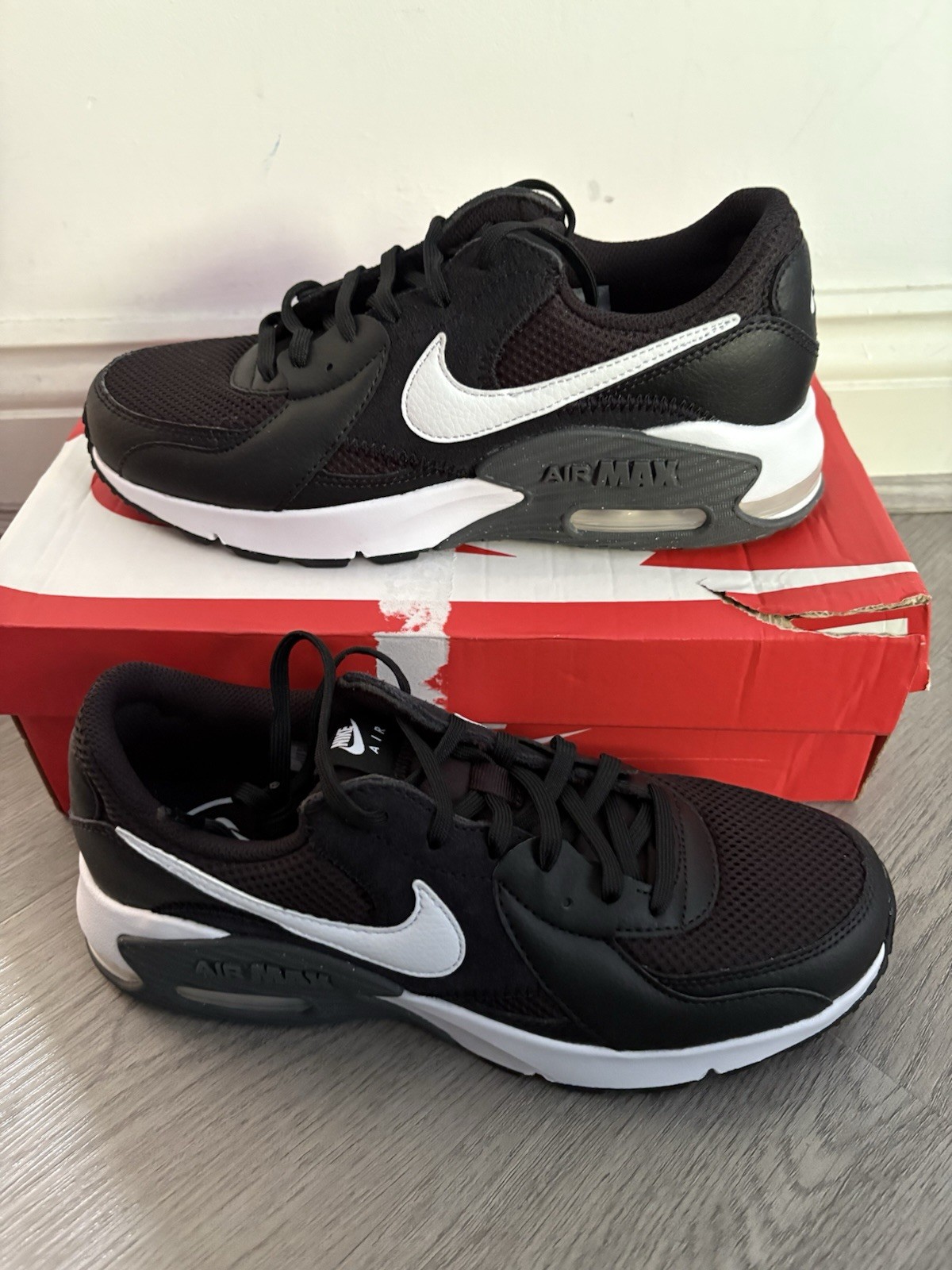 Nike Air Max Excee Women’s Black / White Trainers - Size UK 6.5 - New In Box