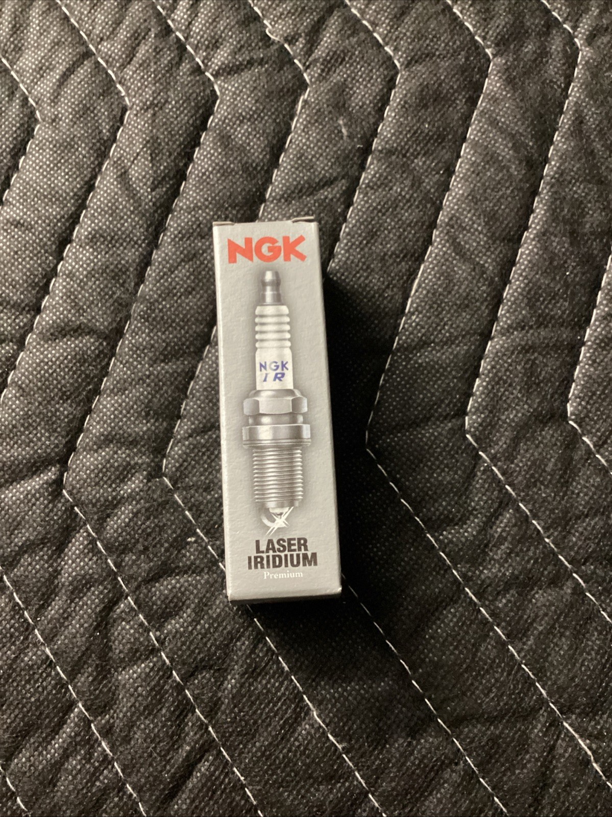 NGK IZFR6J Laser Iridium Spark Plug Mercury OEM 84322001 Brand New