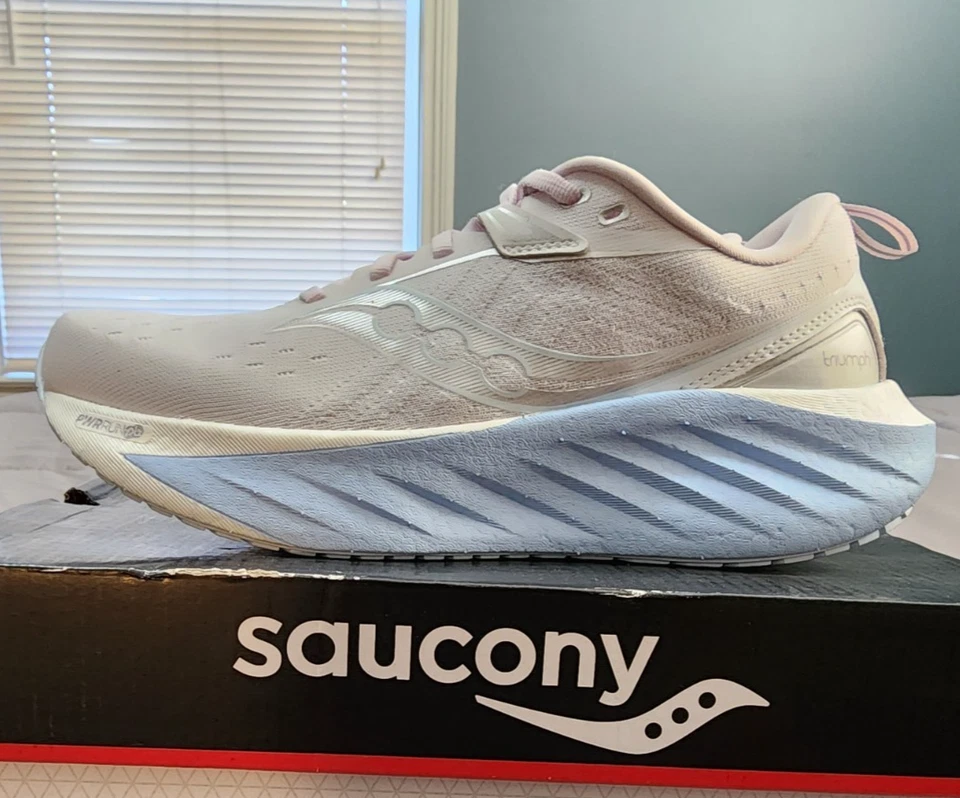 Saucony® Women's 8 B Triumph 22 Road Running Shoes in White/Ice Melt - Image 2 of 4