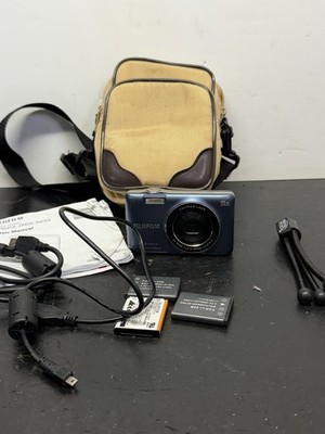 FUJIFILM FinePix JX665 16.2MP Digital Camera   Blue With Battery s Case And More