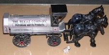 Horse-Drawn Texas Company TEXACO Tanker Bank, Manufactured by ERTL Co. 1991