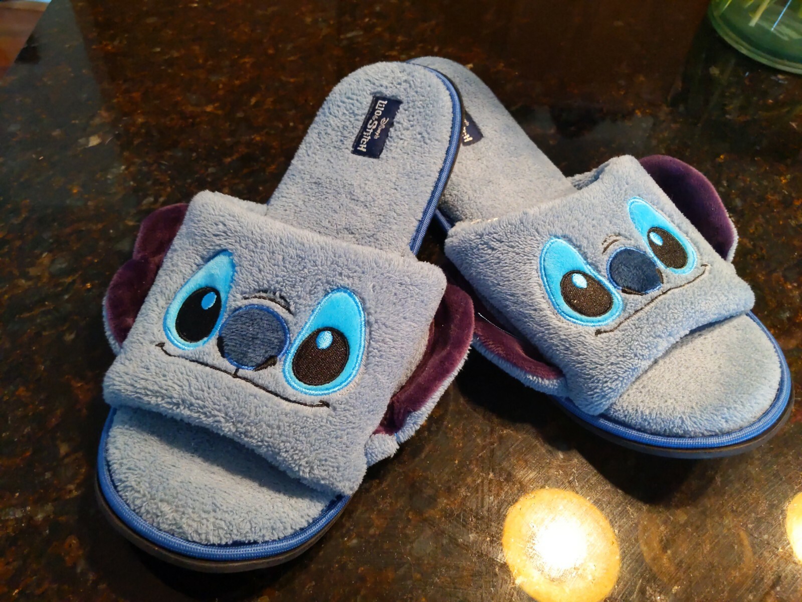 SAOLA PANTOFOLE LILO E STITCH SPA L XL INDOSSATE SOLO...un paio di volte!