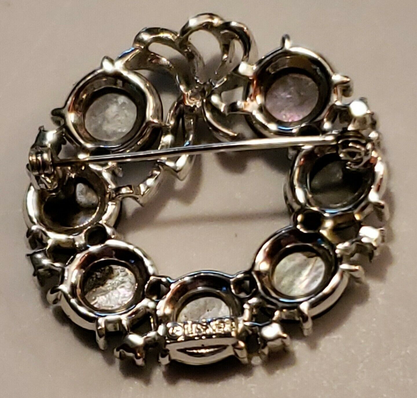 1960S LINSER MOTHER-OF-PEARL ROUND BROOCH - image 7