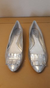silver flats size 9